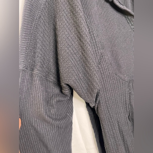 Free People Leo Henley Size Medium - Picture 3 of 6